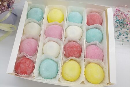 Моти ассорти 16 штук