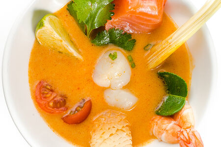 Том ям с креветкой