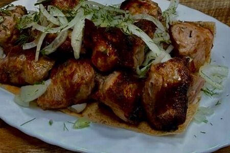 Шашлык из cвинoй шеи