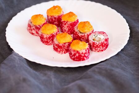 Запеченный ролл Красный дракон