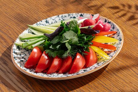 Сезонные овощи и зелень