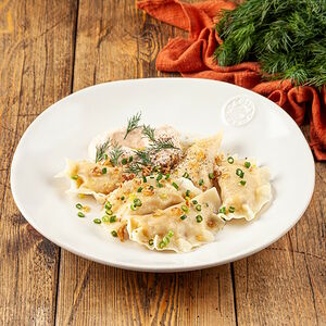 Вареники с картофелем из дровянной печи