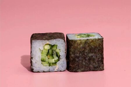 Ролл Огурец 