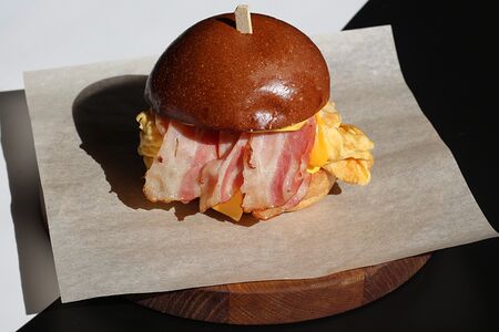 Libido King Size с криспи беконом и скрэмблом