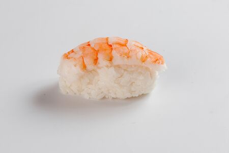 Суши с креветкой
