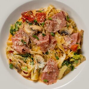 Ветчина-шампиньоны с брокколи