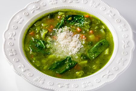 Минестроне с сыром