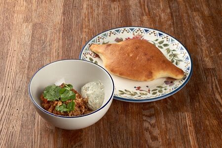 Икра из баклажанов с лепёшой шоти