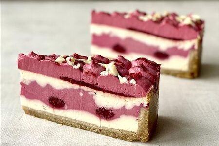 Чизкейк с вишней