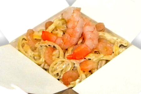 Паста с креветками в сливочном соусе