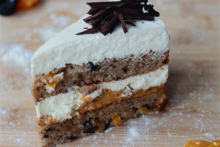 Торт с курагой, черносливом и грецким орехом