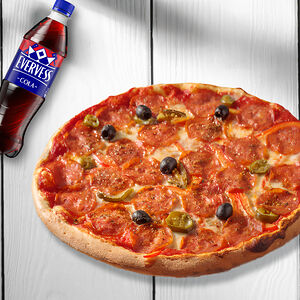 Пицца Пеперони 30 см и Evervess Кола