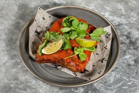 Ребра в соусе том ям