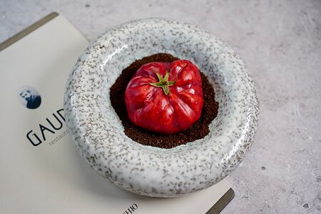 Десерт Томат