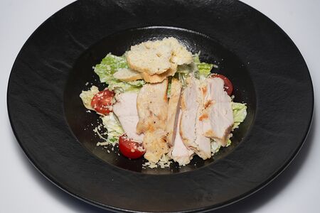 Цезарь с курицей