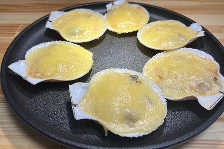 Гребешок с крабом и грибами шиитаке по-шанхайски