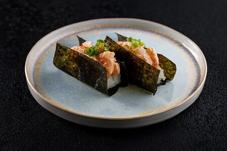 Острые суши с креветкой