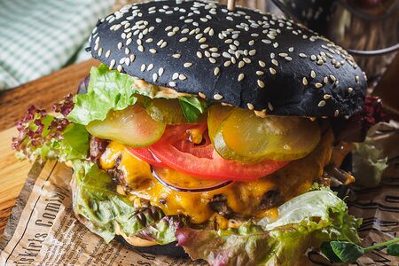 Блэк Чизбургер