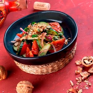 Салат овощной по-грузински