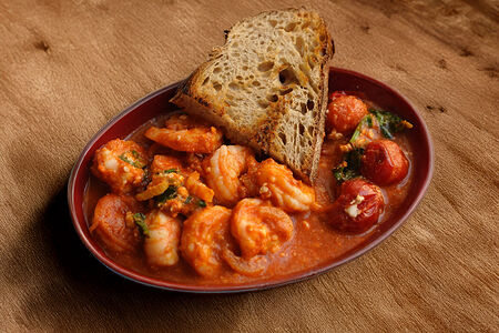 Креветки Саганаки