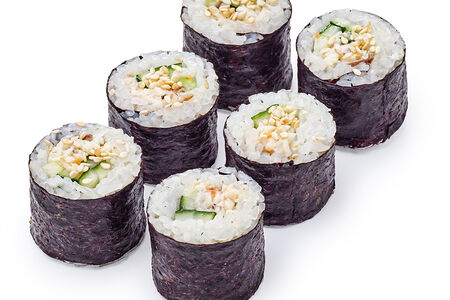 Ролл с угрем и огурцом