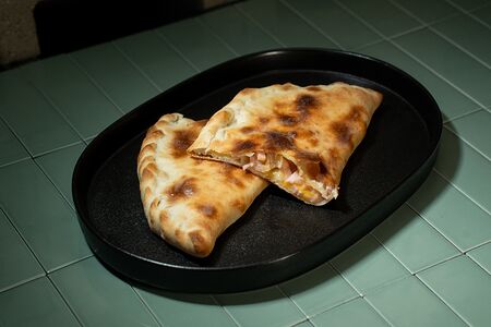 Карман с ветчиной и сыром