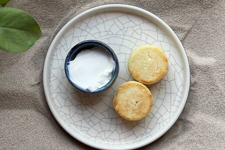 Сырники со сметаной или кокосовой сгущенкой