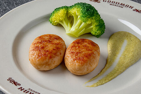 Бизнес-ланч Биточки из индейки с брокколи