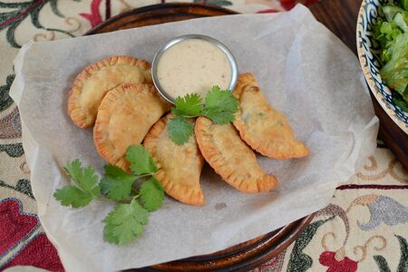 Мини-чебуреки с говядиной