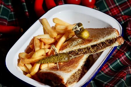 Сэндвич с солониной