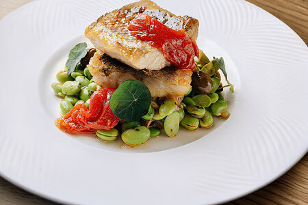 Сибас с эдамаме