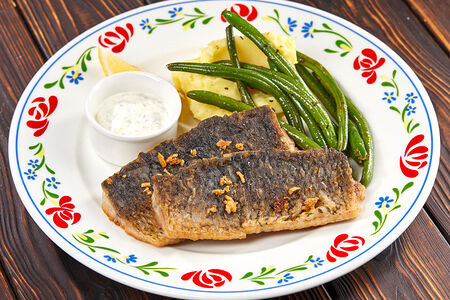 Карп Браславский с картофельным пюре