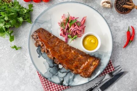 Свиные ребра в медово-горчичном соусе