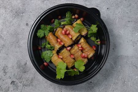 Рулетики из баклажанов с орехами