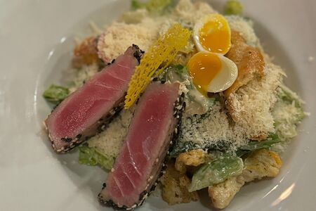 Цезарь с тунцом