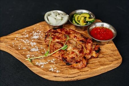 Стейк из мраморной говядины