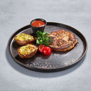 Куриная плескавица с запеченным картофелем