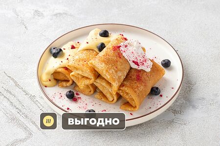 Большая порция блинчиков юдзу и кремом маскарпоне