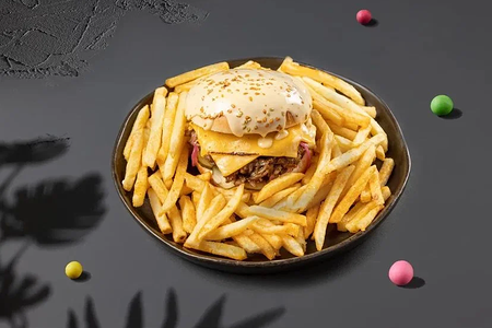 Бургер с реберным мясом