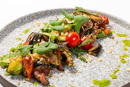 Мангал-салат с ростбифом