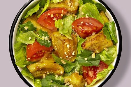 Салат с тёплыми баклажанами