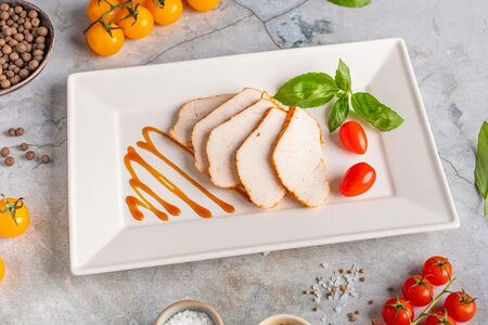 Филе индейки, запеченное с травами