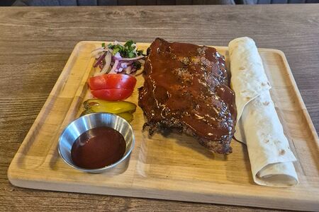 Свиные ребра острые