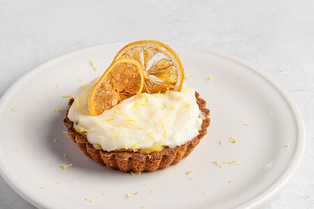 Тарт корзиноска с заварным кремом и лимоным курдом