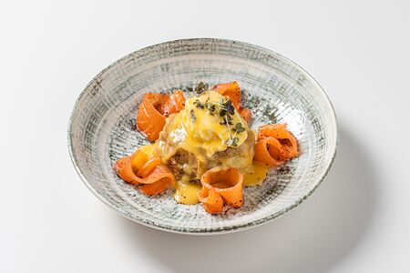 Яйцо Бенедикт с лососем 