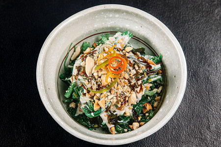 Чука с ореховой заправкой