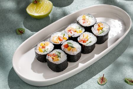 Ролл Овощной с омлетом и сыром