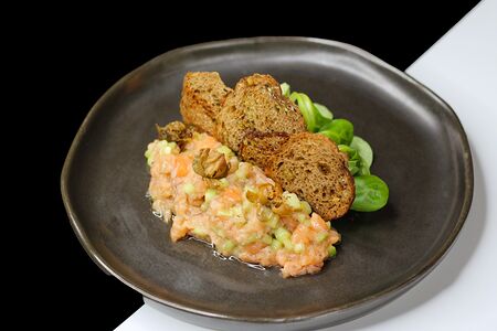 Тартар из лосося