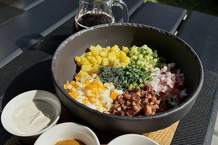 Окрошка с языком 