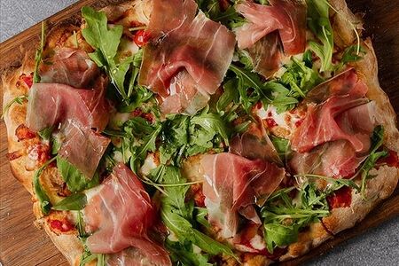 Прошутто с рукколой